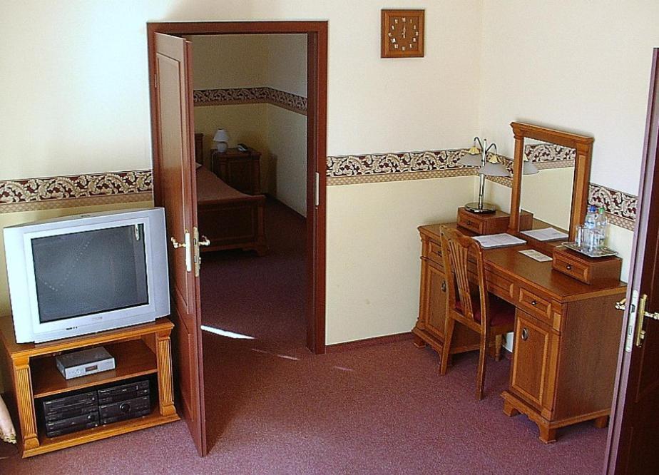 Hotel Regius Opole Phòng bức ảnh