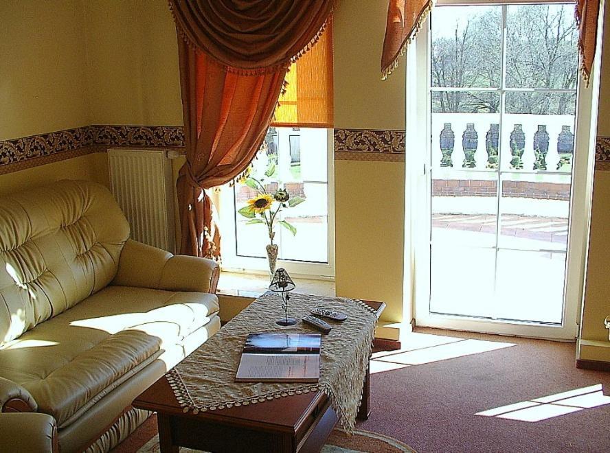Hotel Regius Opole Phòng bức ảnh