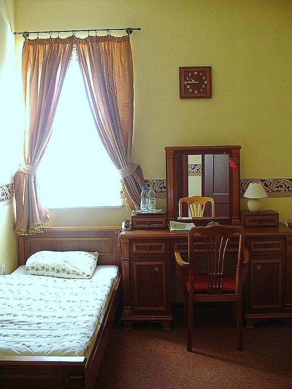 Hotel Regius Opole Phòng bức ảnh