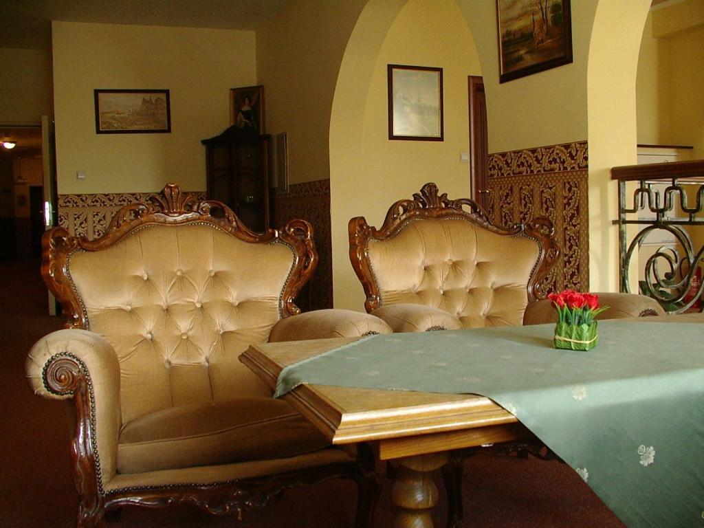 Hotel Regius Opole Ngoại thất bức ảnh
